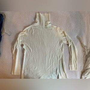 Cashmere blend sweater